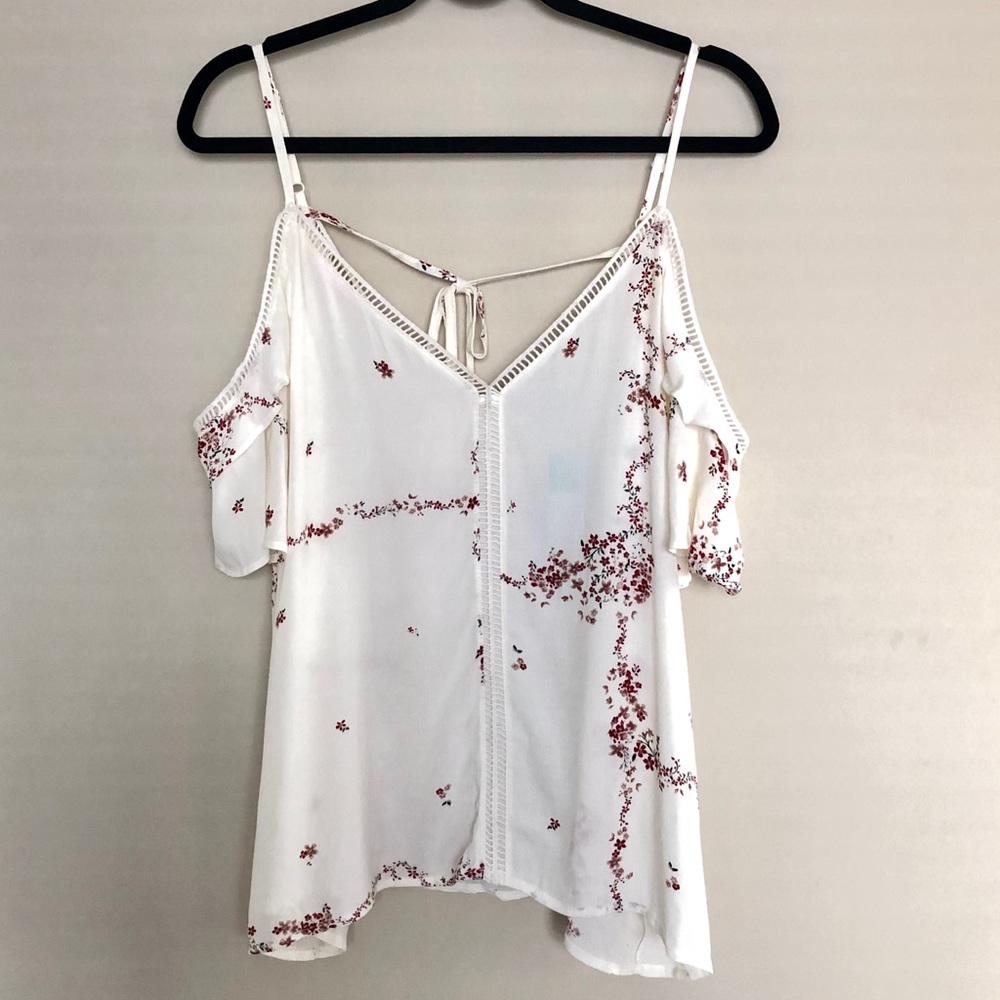 NWT Stitch Fix Floral Cold Shoulder Top